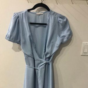 blue dress, lace trim, wrap around